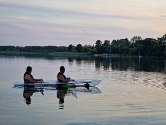 Pływanie Niewidzialnym Kajakiem dla Dwojga (8 godziny) | Potołówek-Prezent dla Przyjaciół_P