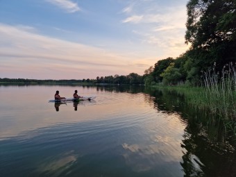 Pływanie Niewidzialnym Kajakiem dla Dwojga (8 godziny) | Potołówek-Prezent dla Znajomych_P