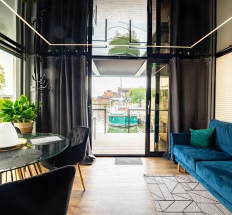 Pobyt w Domku na Wodzie (3 Noce, 1-6 Osób) | Energy Apartments | Szczecin