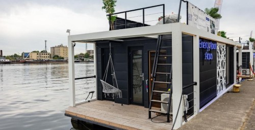 Pobyt w Domku na Wodzie (3 Noce, 1-6 Osób) | Energy Apartments | Szczecin-Prezent dla Przyjaciół_P