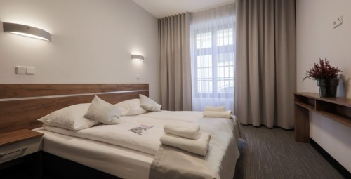 Urokliwy Pobyt (1 Noc, 2 Osoby) | Kamienica pod Aniołami | Wrocław-Prezent na Urodziny_P