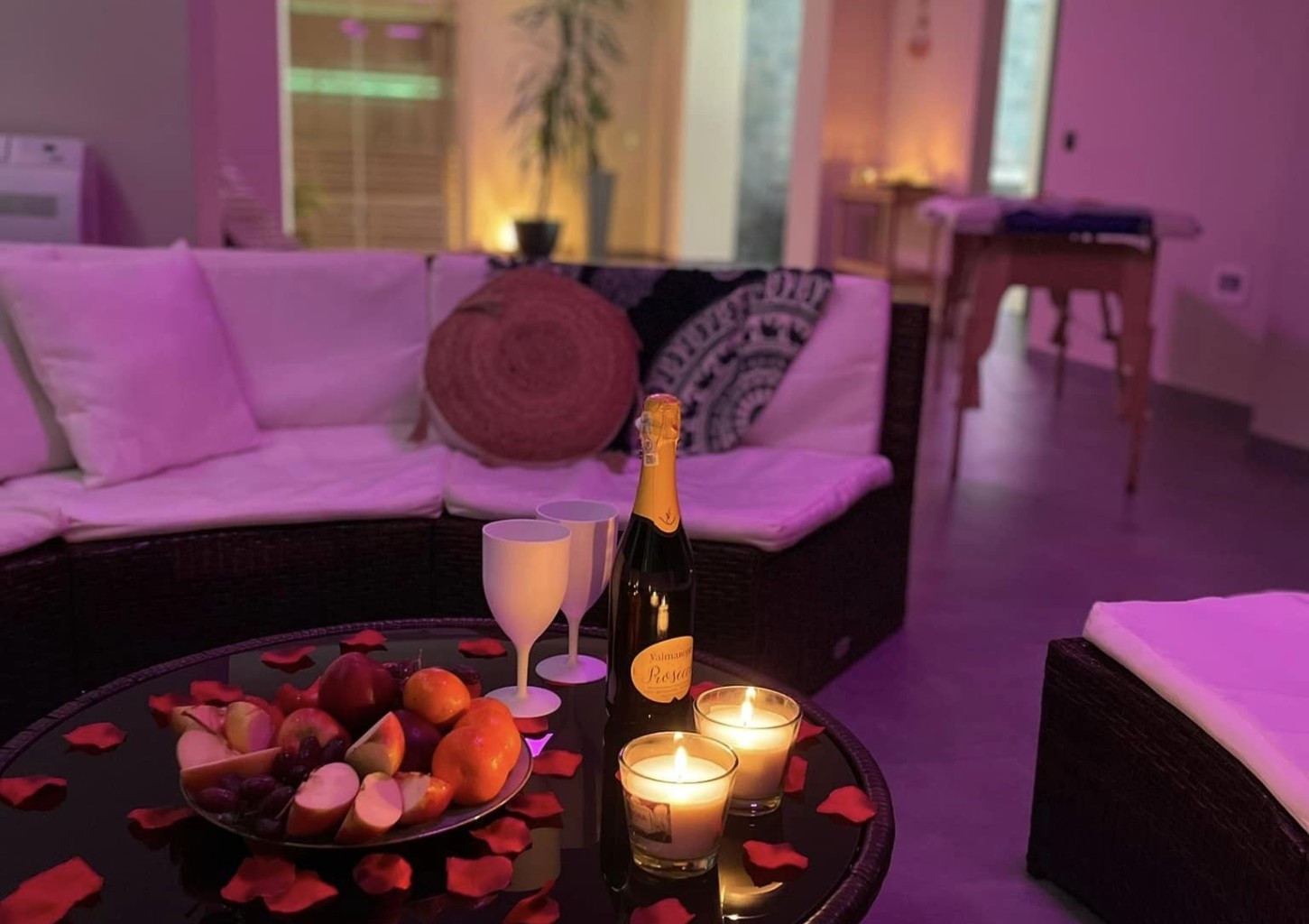 Relaks w SPA na Wyłączność z Masażem dla Dwojga | Zabrze