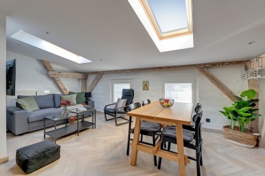 Niezapomniany Pobyt w Apartamencie (2 Noce, 1-4 Osoby) | Sopot | Prezent na Rocznic e_P