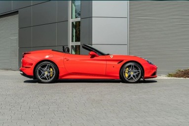 Pojedynek McLaren 570s Coupé vs. Ferrari California T | 2 okrążenia | Kraków-Prezent dla Mężczyzny_P