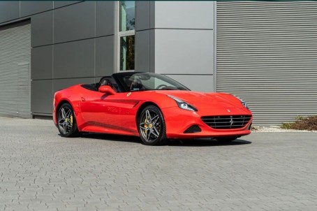 Pojedynek McLaren 570s Coupé vs. Ferrari California T | 4 okrążenia | Kraków