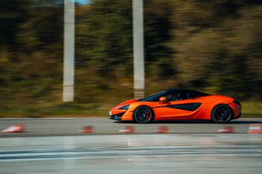 Pojedynek McLaren 570s Coupé vs. Ferrari California T | 4 okrążenia | Kraków-Prezent dla Taty_P