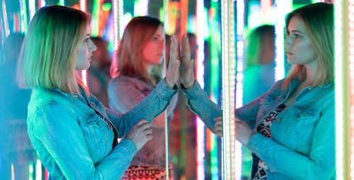 Przygoda w Szklanym Labiryncie dla Rodziny | Kraków-Prezent dla Rodziny_S