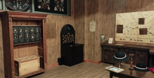 Zabawa w Escape Room dla Przyjaciół | Bielsko-Biała-Pezent na Święta_P