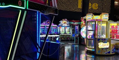 Przygoda w Centrum Rozrywki dla Dwojga | Bielsko-Biała-Prezent dla Znajomych_P