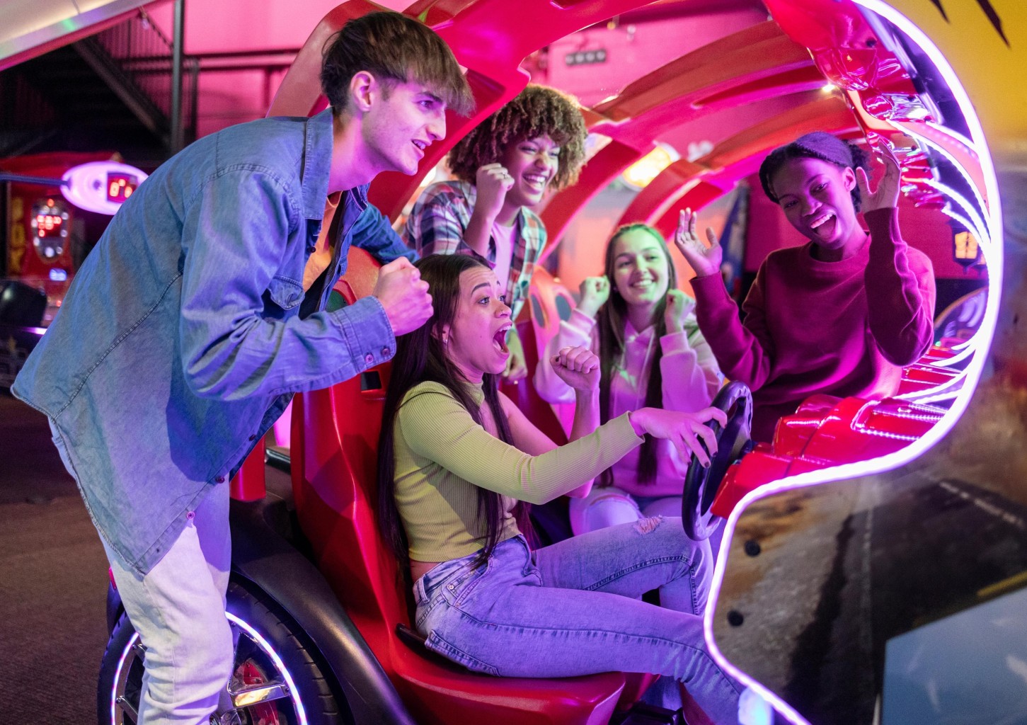 Przygoda w Centrum Rozrywki dla Przyjaciół | Wrocław