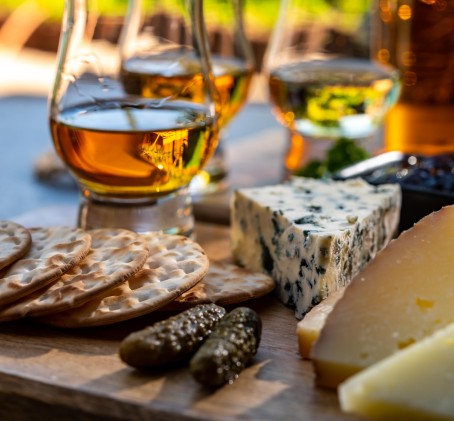 Luksusowa Degustacja Whisky z Foodpairingiem dla Dwojga | Wiele Lokalizacji