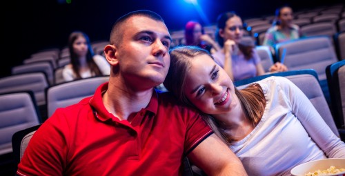 Seans w Kinie dla Przyjaciół (3 osoby) | Wiele Lokalizacji-Prezent na Imieniny_S