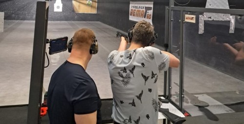 Poznaj Strzelanie dla Dwojga | Warszawa-Prezent dla Męża_P