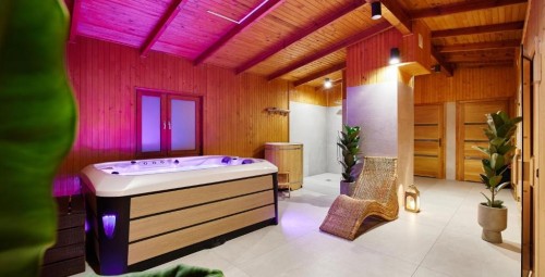 Relaksujący Pobyt (2 Noce, 2 Osoby) | Konopnica | Prezent dla Rodziców_P