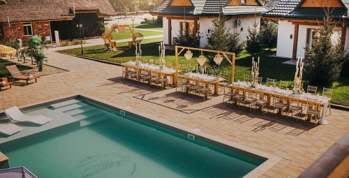 Pobyt w Domku na Drzewie (1 Noc, 2 Osoby) | Skansen Bicz Family & SPA | Stare Miasto-Prezent na Urodziny_P