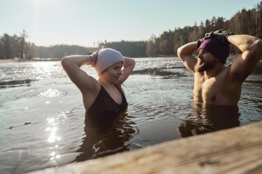 Saunowanie z Morsowaniem w Leśnym SPA nad Jeziorem na Wyłączność | Potołówek-Prezent na Urodziny_P