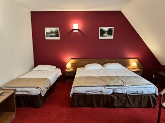Urokliwy Pobyt w Beskidach (2 Noce, 2 Osoby) | Rzyki | Oberża Czarny Groń | Prezent na Ślub_P