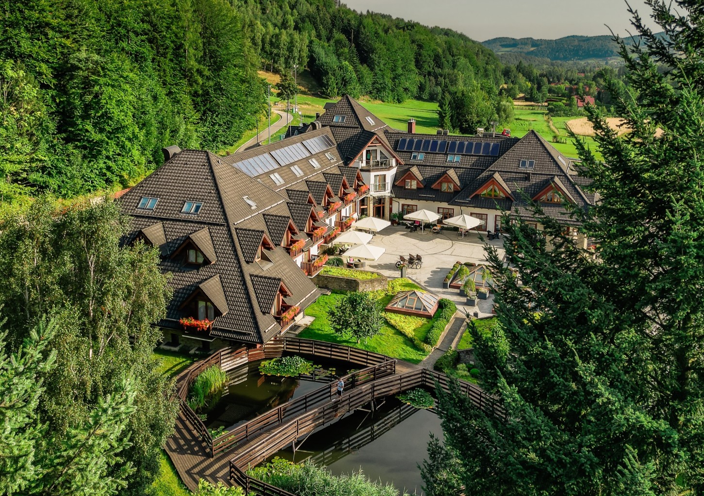 Odprężający Pobyt w Beskidach (2 Noce, 2 Osoby) | Hotel&SPA Czarny Groń | Rzyki