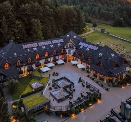 Odprężający Pobyt w Beskidach (3 Noce, 2 Osoby) | Hotel&SPA Czarny Groń | Rzyki