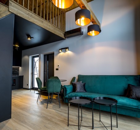Odprężający Pobyt w Domku z Jacuzzi (2 Noce, 2 Osoby) | Loft Point | Pustelnik