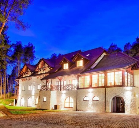 Romantyczny Pobyt (1 Noc, 2 Osoby) | Hotel Kazimierski Zdrój | Janowiec