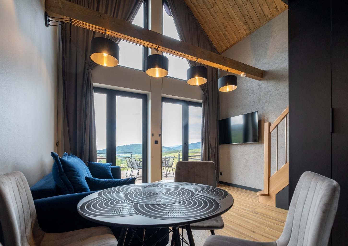 Odprężający Pobyt w Domku z Jacuzzi (3 Noce, 2 Osoby) | Loft Point | Pustelnik