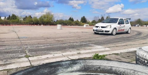 Szkolenie na Płycie Poślizgowej dla Dwojga (150 minut) | Legionowo (okolice) | Prezent dla Mężczyzny_P