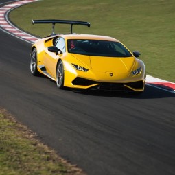 Jazda Lamborghini Huracan | 2 okrążenia | Wiele Lokalizacji | Prezent dla Męża_P