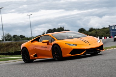 Jazda Lamborghini Huracan | 1 okrążenie | Tor Główny Poznań | Prezent na Święta_P