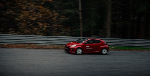 Jazda Toyotą GR Yaris | 1 okrążenie | Wiele Lokalizacji | Prezent dla Taty_P