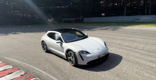 Jazda Porsche Taycan Cross Turismo 4S Performance Plus dla Dwojga | 1 okrążenie | Tor Kielce | Prezent dla Przyjaciół_P