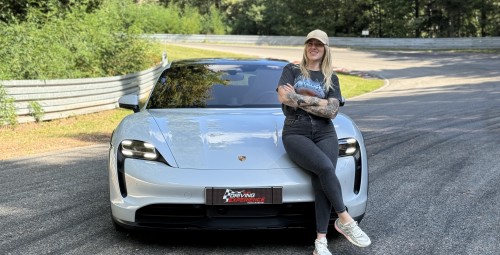 Jazda Porsche Taycan Cross Turismo 4S Performance Plus | 2 okrążenia | Tor Kielce | Prezent na Urodziny_P