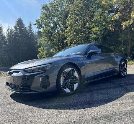 Jazda Audi E-tron GT dla Dwojga | 1 okrążenie | Kielce