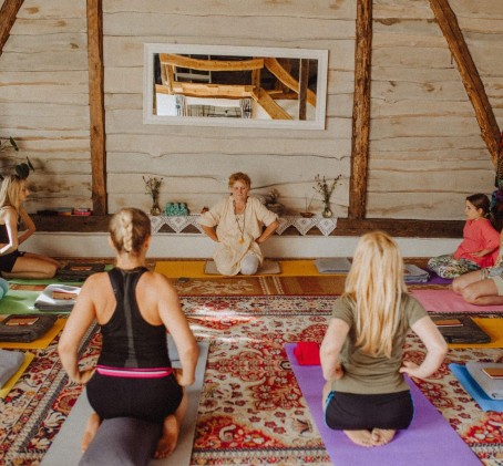 Indywidualne Zajęcia Jogi Kundalini dla Kobiet | Marcinkowo