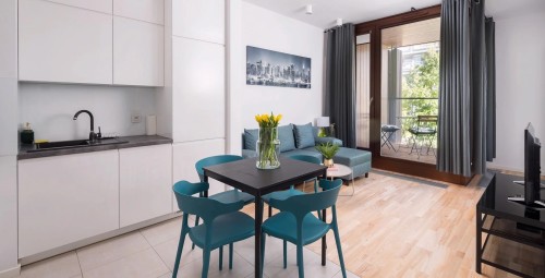 Pobyt w Apartamencie (2 Noce, 1-4 Osoby) | Warszawa | Go Apartments-Prezent dla Grup_P