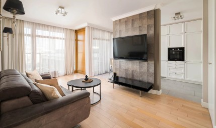 Urokliwy Pobyt w Apartamencie (2 Noce, 1-4 Osoby) | Warszawa | Go Apartments-Prezent dla Rodziny_P