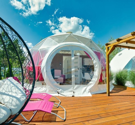Odprężający Glamping z Jacuzzi (2 Noce, 1-5 Osób) | Holiday Park | Zator