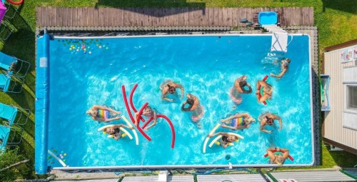 Odprężający Pobyt w Domku z Jacuzzi na Wyłączność (2 Noce, 2 Osoby) | Zator | Prezent na Imieniny_P