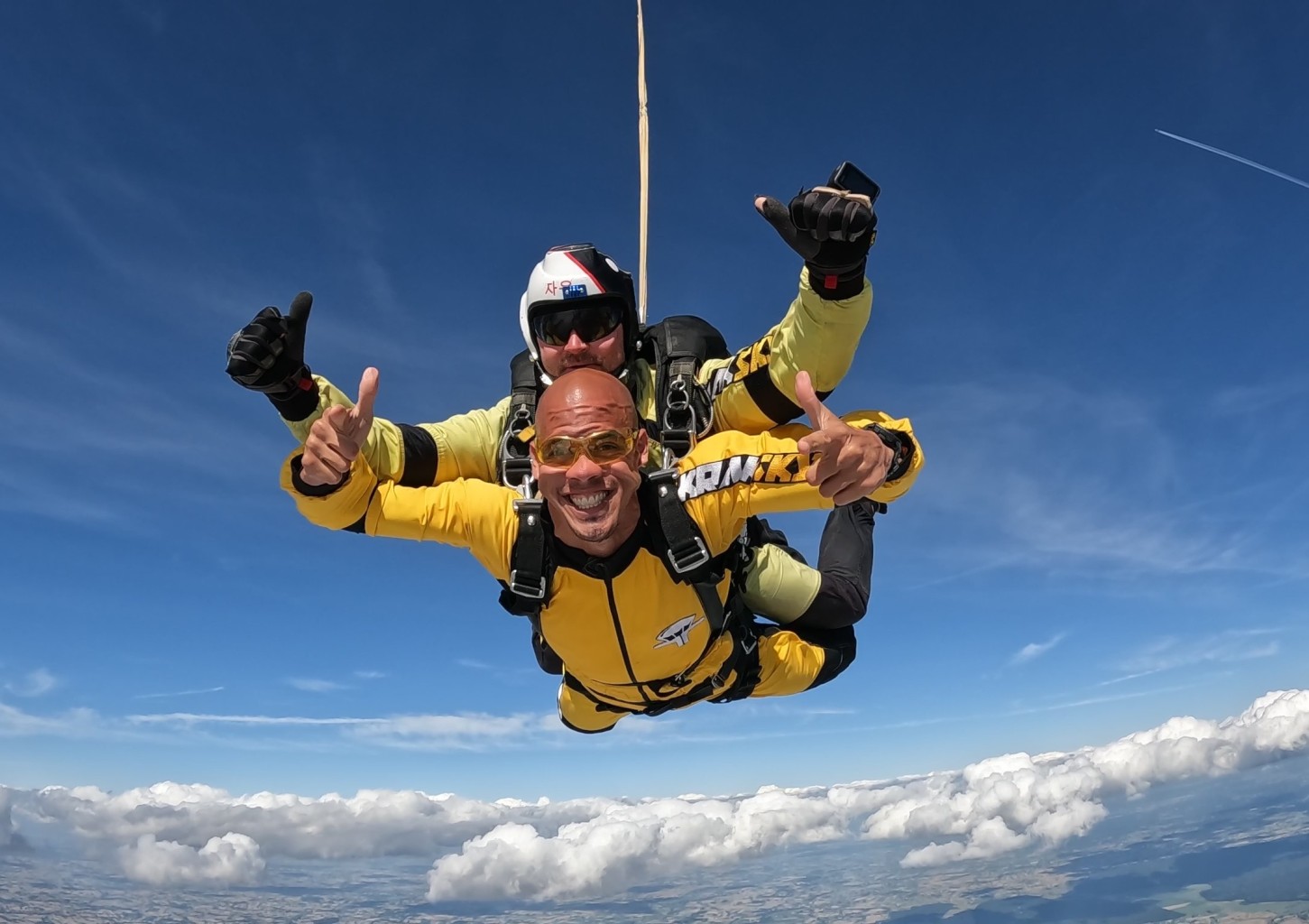 Skok ze Spadochronem z Filmowaniem i Zdjęciami dla Dwojga | Łososina Dolna