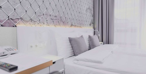 Urokliwy Pobyt (1 Noc, 2 Osoby) | Żyrardów | Tulip Inn Żyrardów-Prezent dla Ukochanej_S