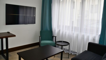 Pobyt w Apartamencie (1 Noc, 1-4 Osoby) | Kraków | Prezent dla Znajomych_P