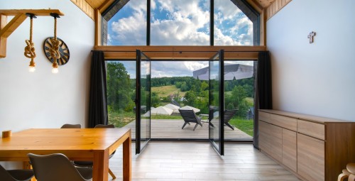 Romantyczny Pobyt w Domku (3 Noce, 2 Osoby) | Ropienka | Prezent na Urodziny_P