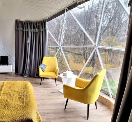 Glamping z Jacuzzi w Bieszczadach (3 Noce, 2 Osoby) | Dolina Gwiazd | Zawadka