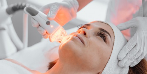 Rytuał Rozluźniająco-Liftingujący na Twarz z Fototerapią LED (90 minut) | Lublin | Prezent dla Przyjaciółki_S