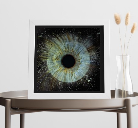 Artystyczne Zdjęcie Tęczówki Oka – Format 30x30 cm | Warszawa