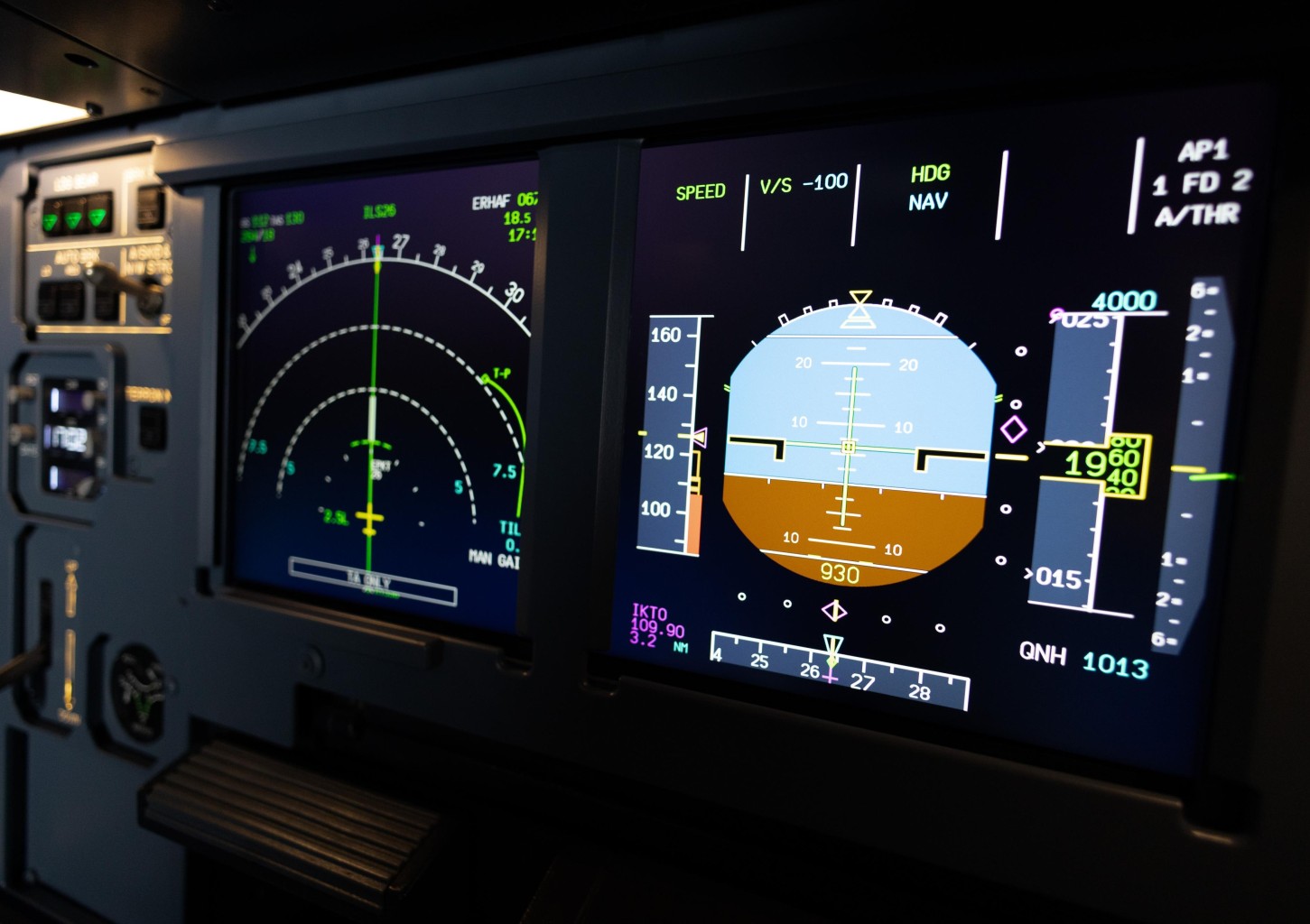 Lot w Symulatorze Airbus A320 NEO (30 minut) | Katowice