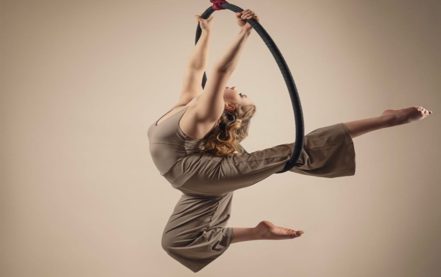 Lekcja Aerial Hoop dla Dwojga | Warszawa
