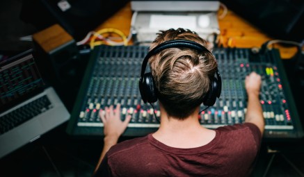 Sesja DJ-ska z Instruktorem | Łódź | Prezent na Urodziny_S