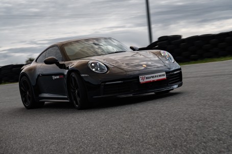 Jazda Porsche 911 | 4 okrążenia | Wiele Lokalizacji 