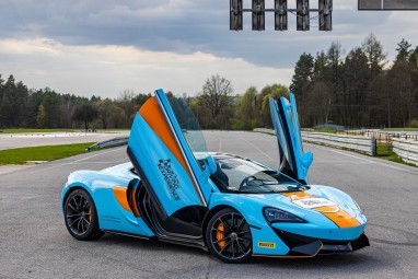 Poprowadź McLaren 570GT | 10 okrążeń | Wiele Lokalizacji | Prezent dla Mężczyzny_P